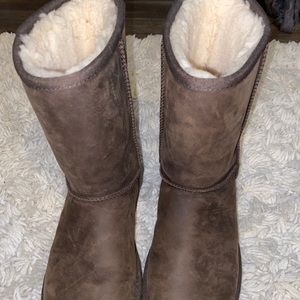 UGG boots classic short